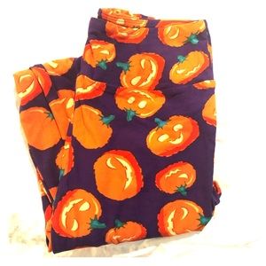 Lularoe OS Halloween Leggings